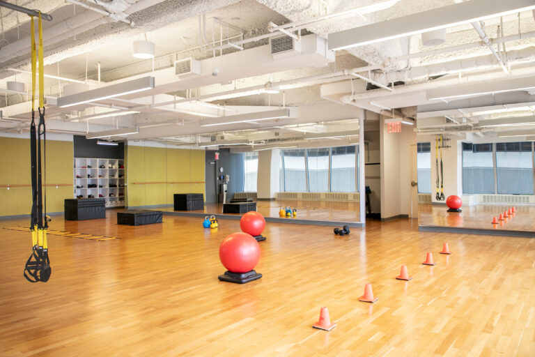 Designing a corporate fitness center: balancing aesthetics, functionality and employee needs featured image